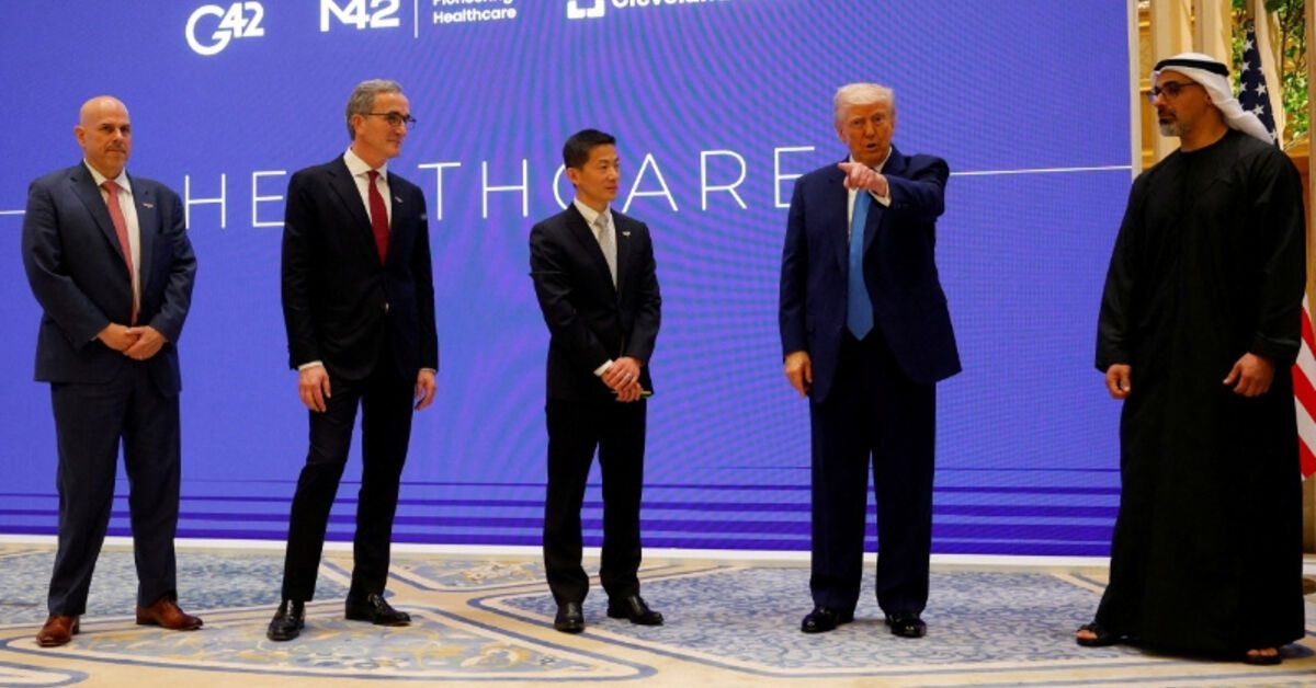 INTERNATIONAL photo